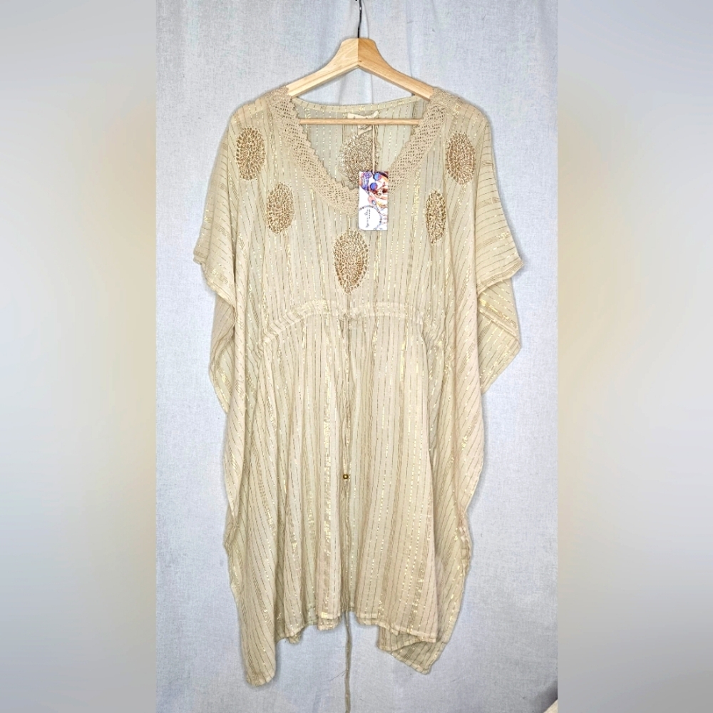 NWT Gypsy Blu beach cover Tunic with crochet and gold stripes accents Free Size